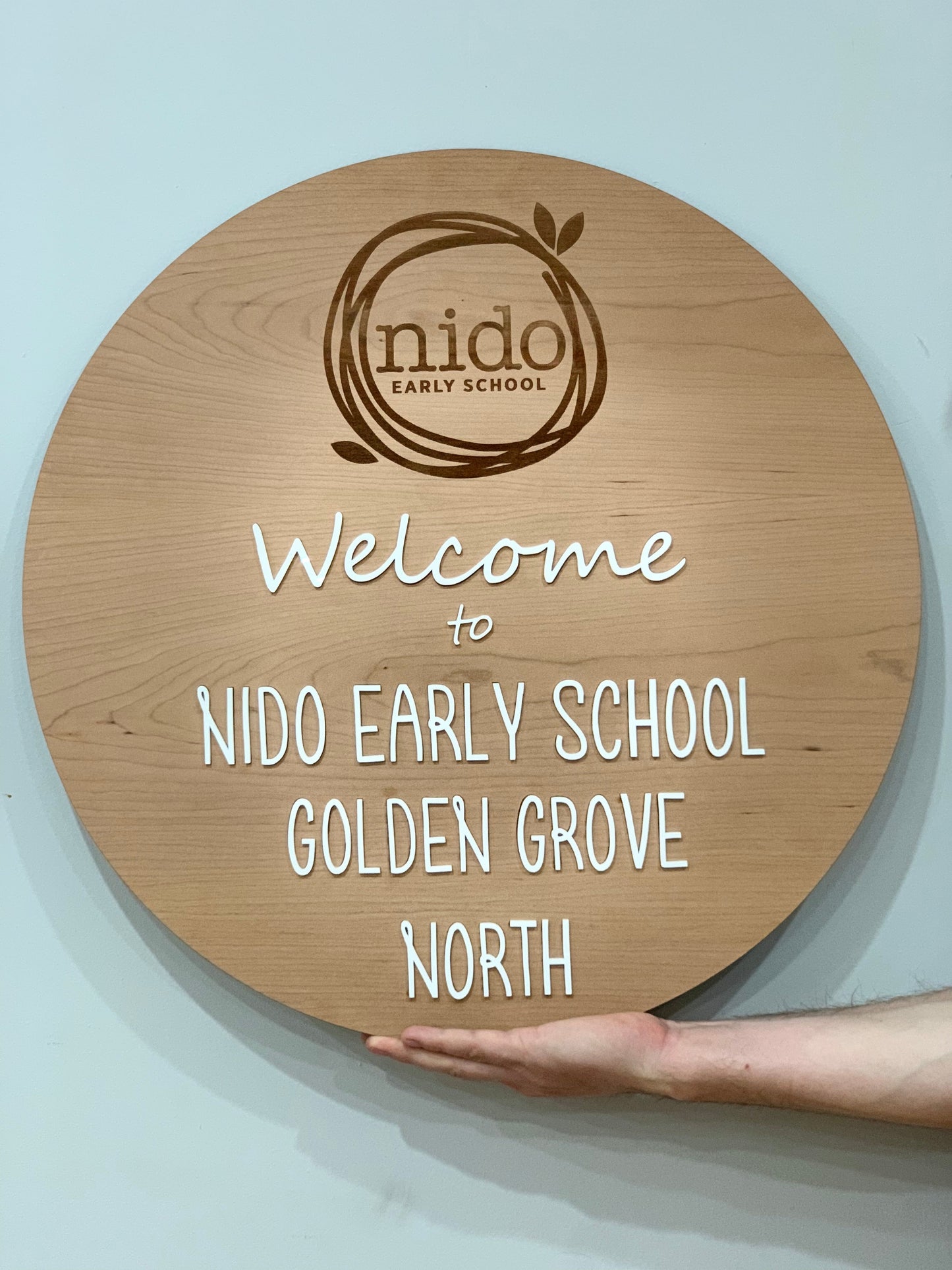 Nido - Welcome Sign
